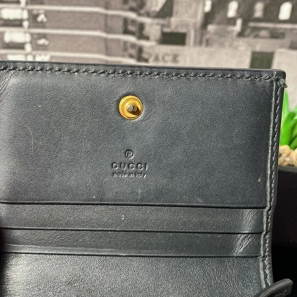 Authentic Gucci GG 🐝Supreme Bee Wallet - Picture 15 of 17